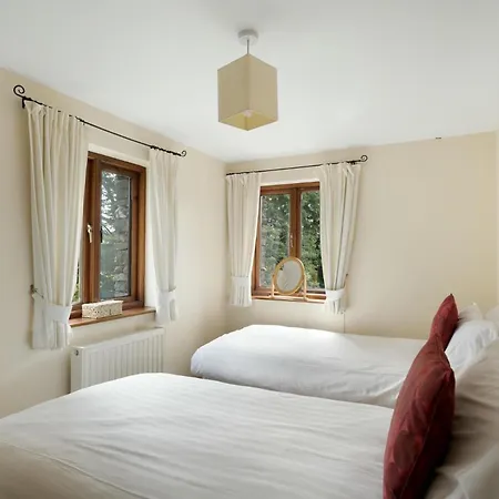 Hayloft Barn At Pound Farm *